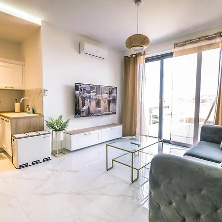 Stylish Duplex 3 Bedroom Jacuzzi, Bbq, Scenic Views アパート *