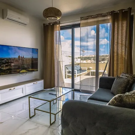 Stylish Duplex 3 Bedroom Jacuzzi, Bbq, Scenic Views