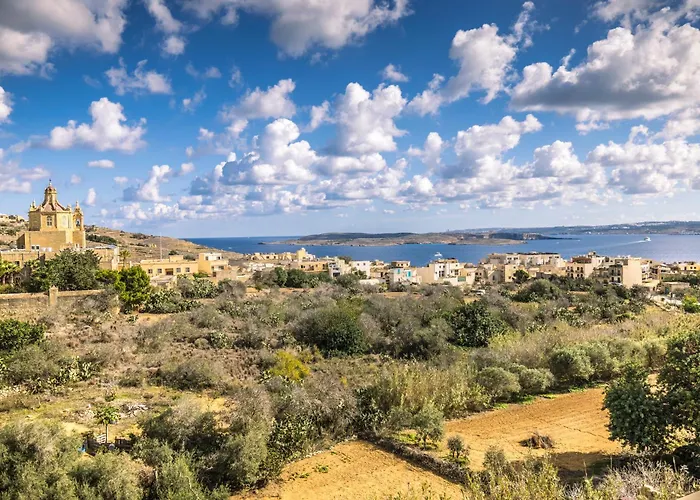 Stylish Duplex 3 Bedroom Jacuzzi, Bbq, Scenic Views Lejlighed