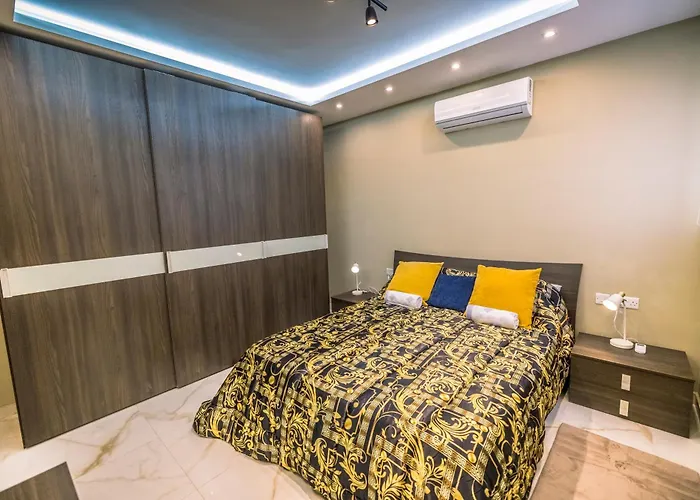 Lejlighed Stylish Duplex 3 Bedroom Jacuzzi, Bbq, Scenic Views Għajnsielem